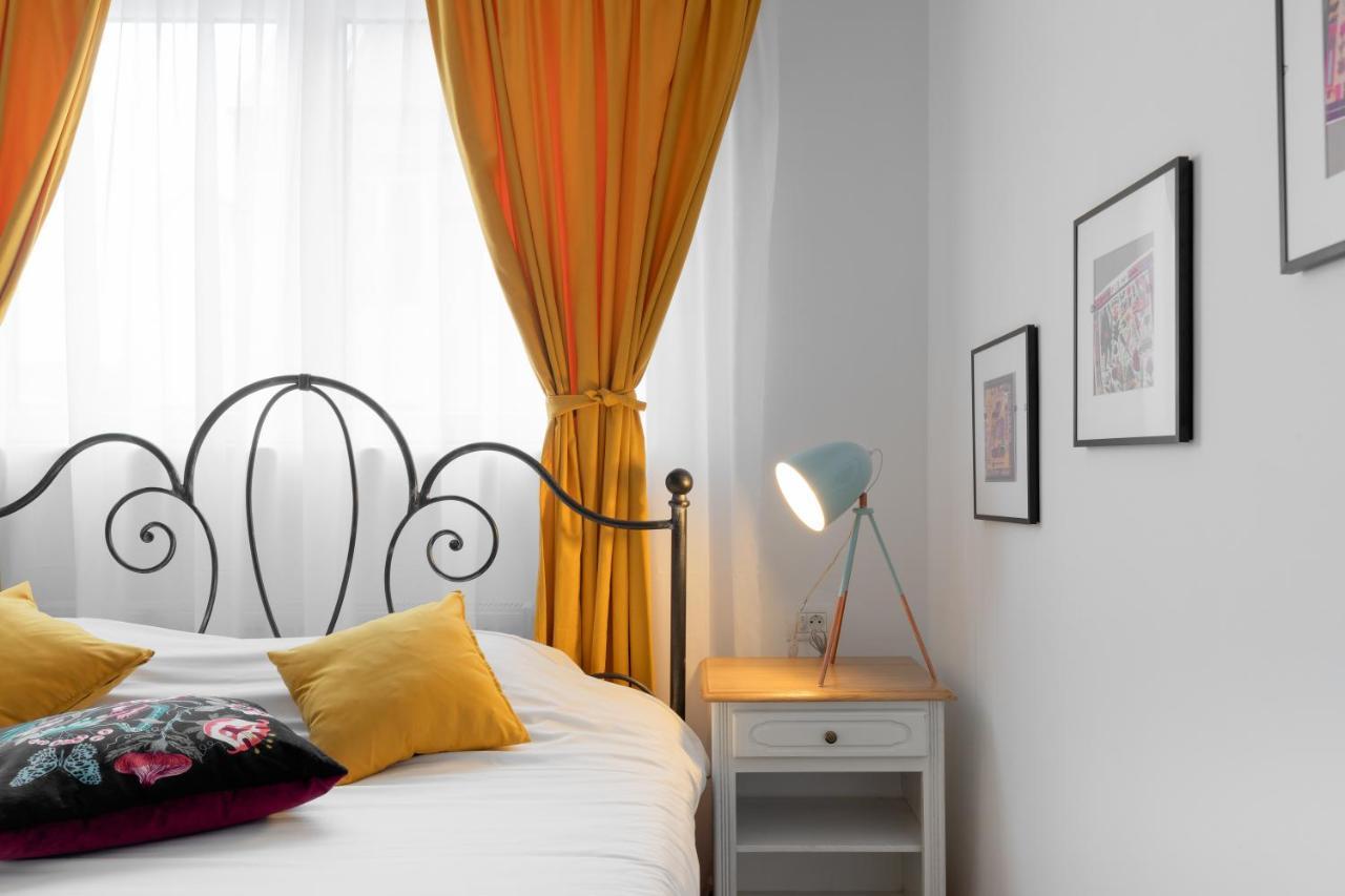 Historical Center 1 By Citylife Suites Букурещ Екстериор снимка